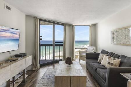 The Scallop By Brightwild-Beachfront Condo Destin Exteriör bild